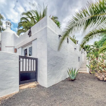 Casa Felix- Poolside Paradise With Panoramic Views Holiday home Nazaret