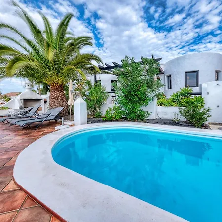 Casa Felix - Private Pool, Pool Table And Bbq By Lanzarote Vacation Homes Holiday home