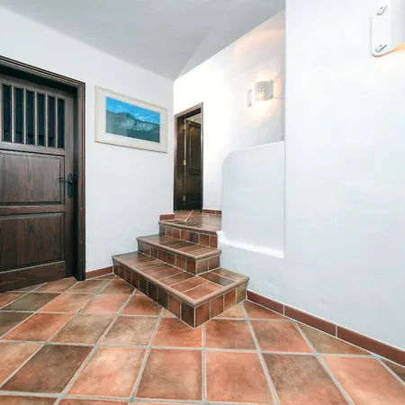 Dom wakacyjny Casa Felix - Private Pool, Pool Table And Bbq By Lanzarote *